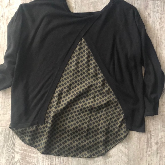 NY&CO Black Sweater with Cutout & Olive Insert - Picture 2 of 3